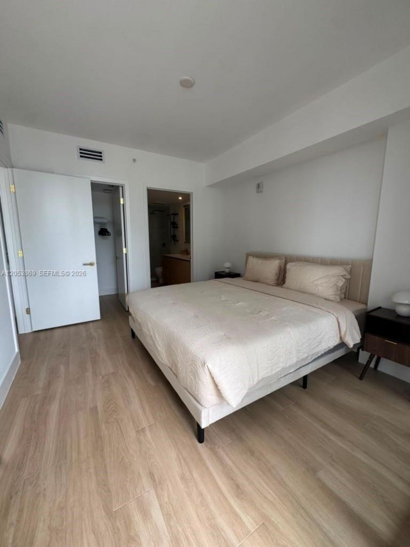 90 NE 32nd St, Unit 811, Miami, FL 33137 Photo