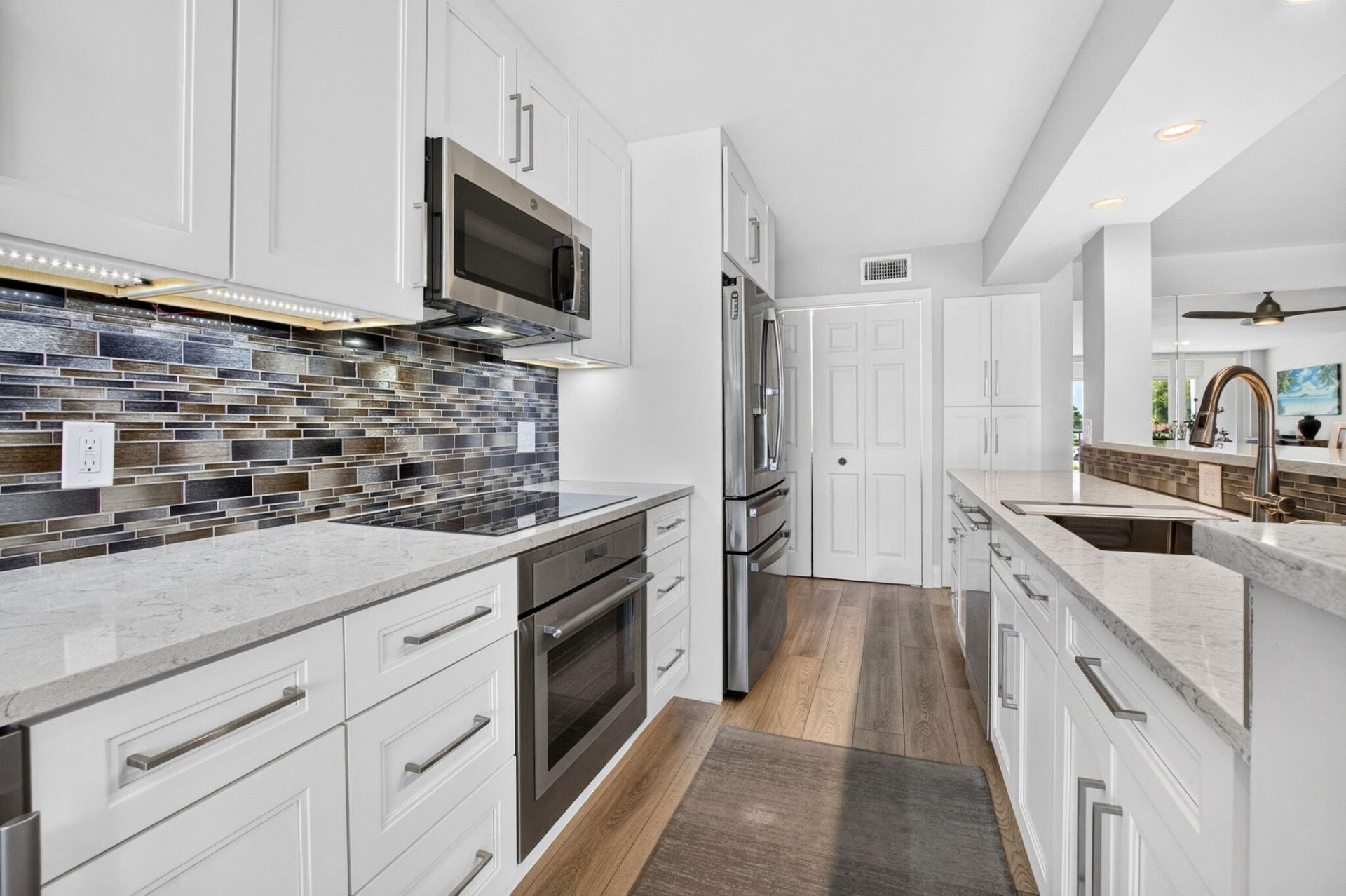 104 Half Moon Circle, Unit D2, Hypoluxo, FL 33462 Photo