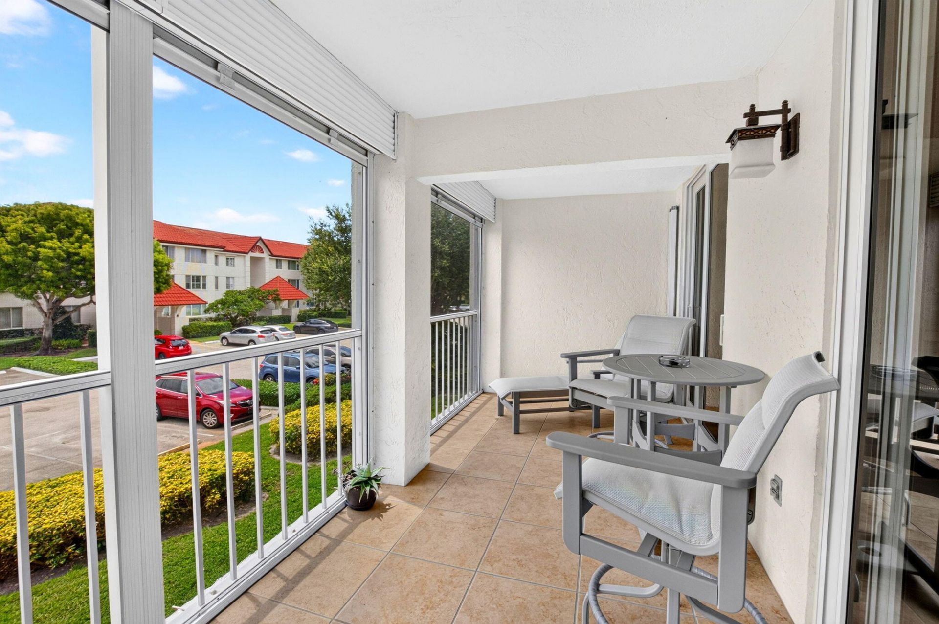 104 Half Moon Circle, Unit D2, Hypoluxo, FL 33462 Photo