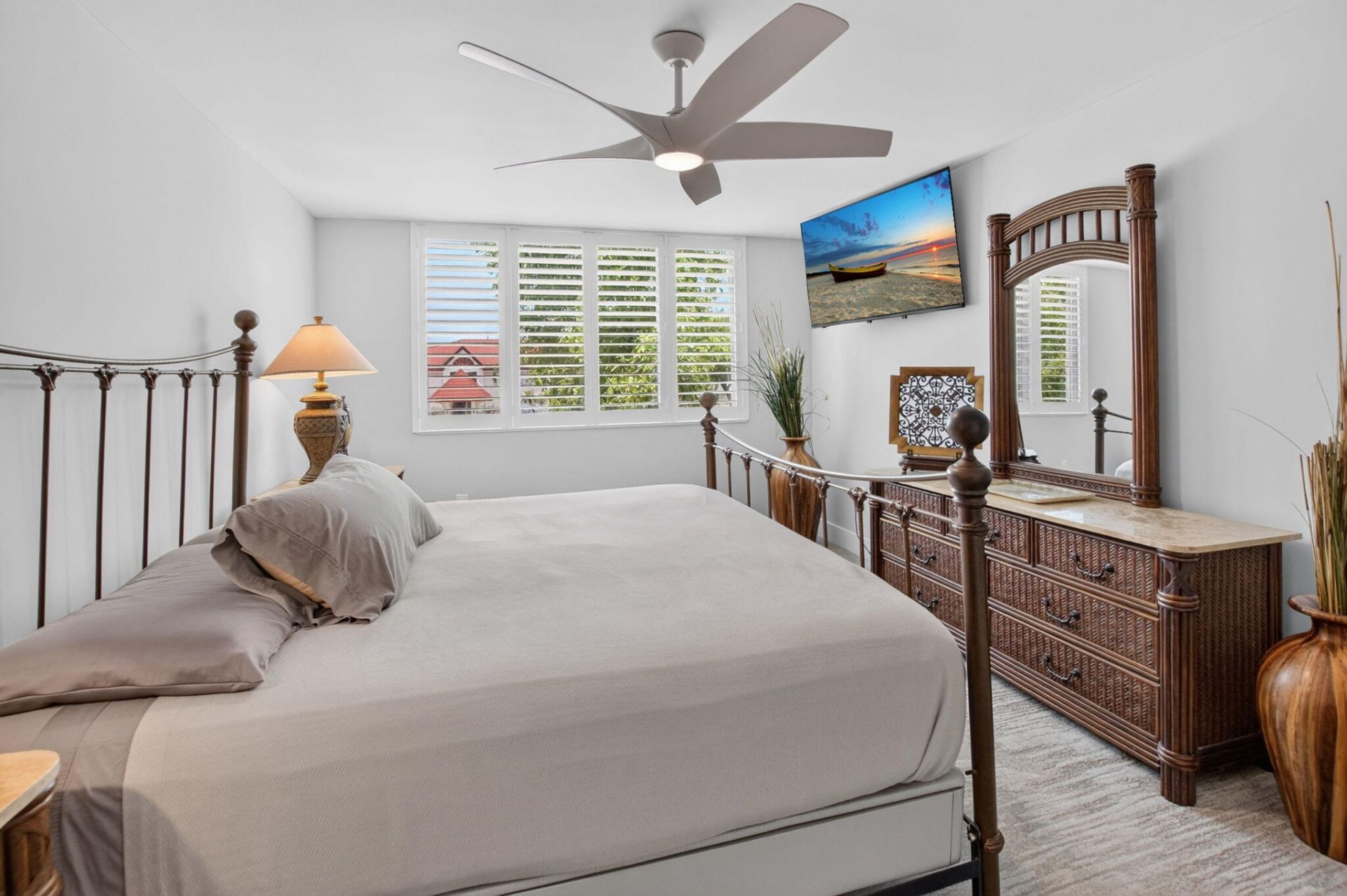 104 Half Moon Circle, Unit D2, Hypoluxo, FL 33462 Photo