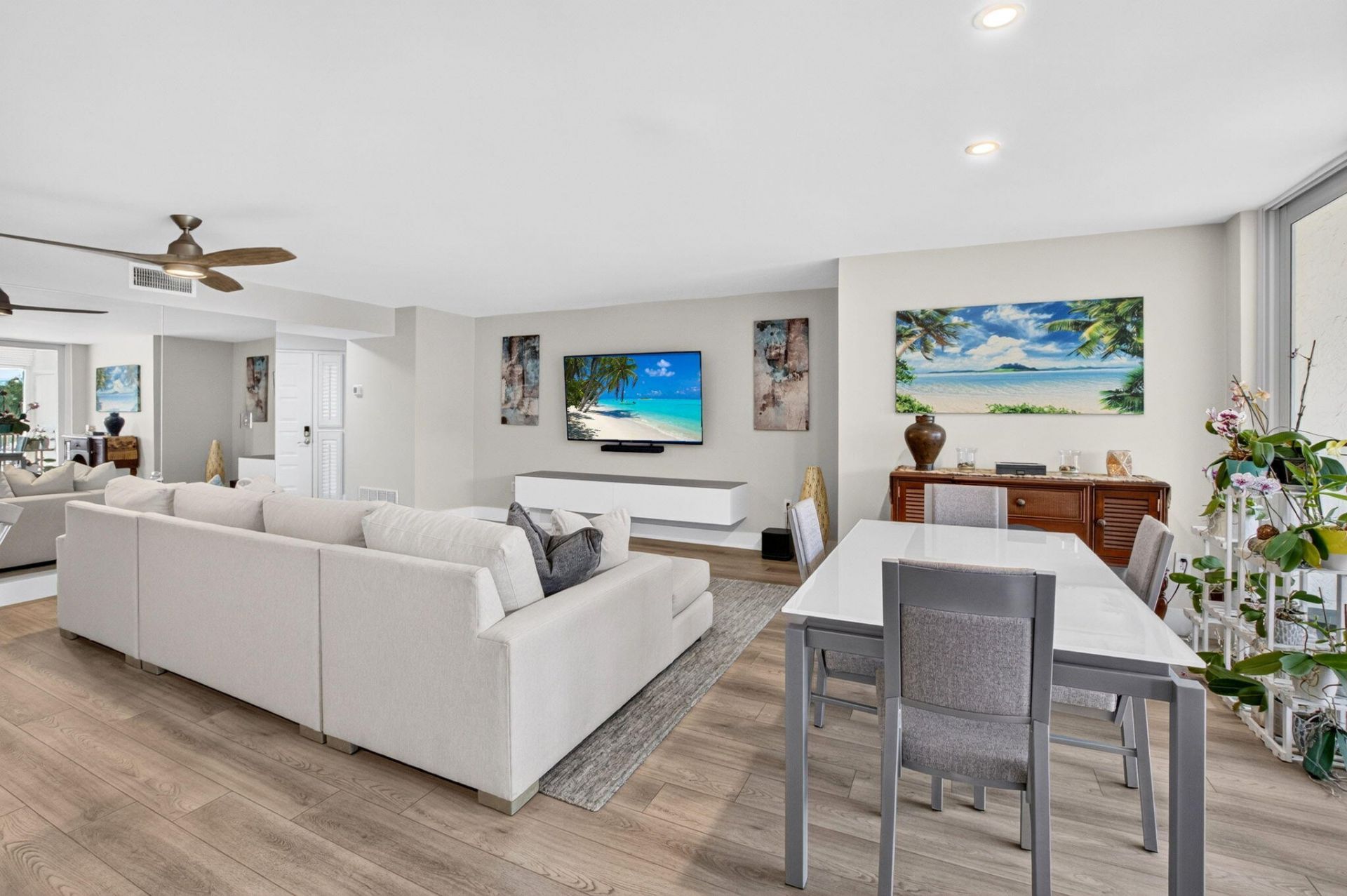 104 Half Moon Circle, Unit D2, Hypoluxo, FL 33462 Photo