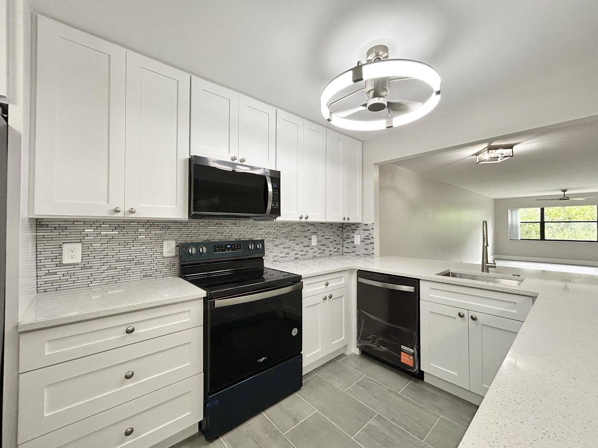 7681 Tahiti Lane, Unit 102, Lake Worth, FL 33467 Photo