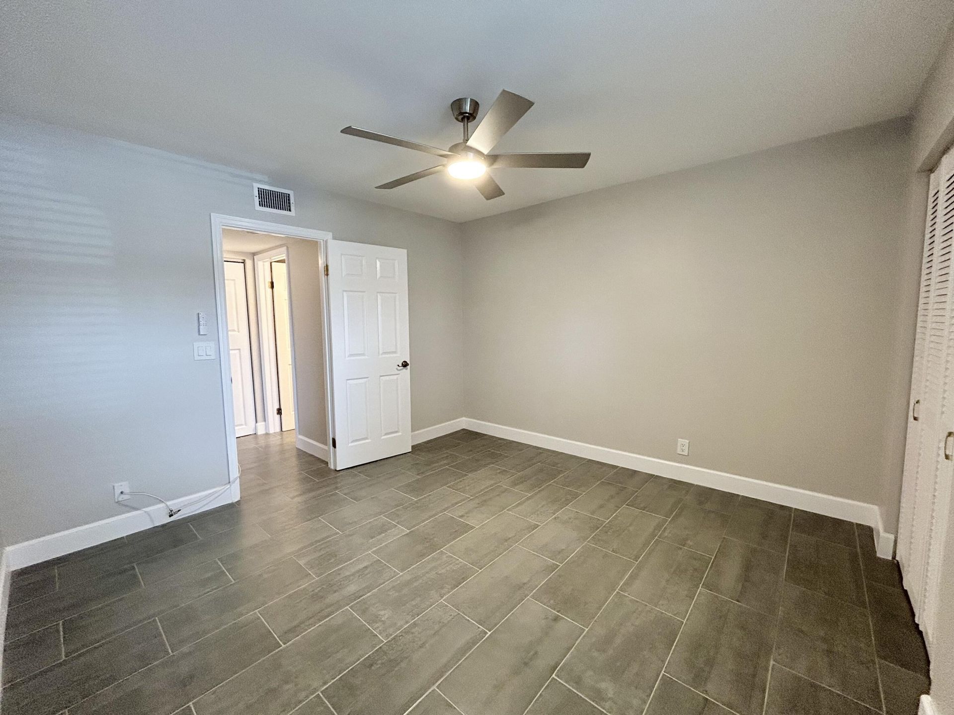 7681 Tahiti Lane, Unit 102, Lake Worth, FL 33467 Photo