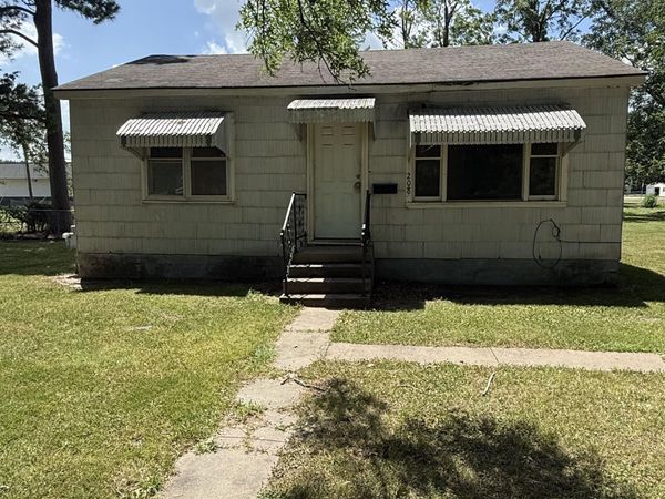 208 K Street SE, Miami, OK 74354