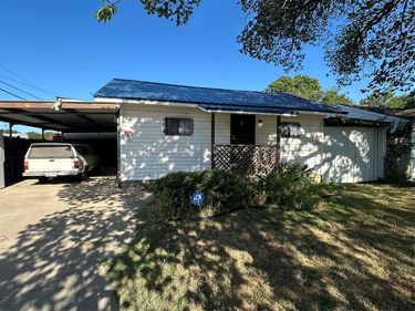3578 Wayside Avenue, Fort Worth, TX 76110