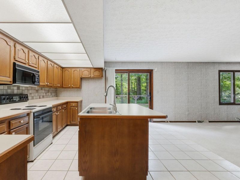 2660 Tally Ho Drive, Blacklick, OH 43004 Photo 13