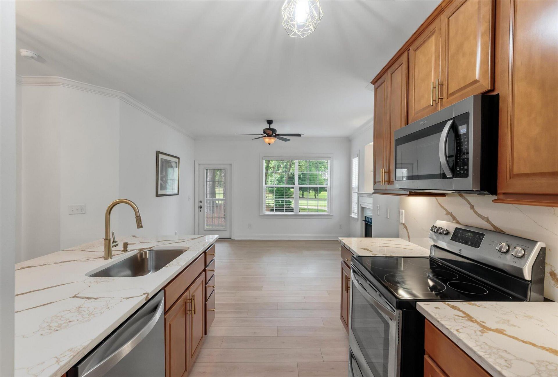 197 Golfview Lane Photo 13