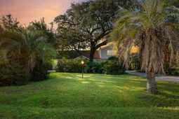 1315 S Edgewater Drive photo 4