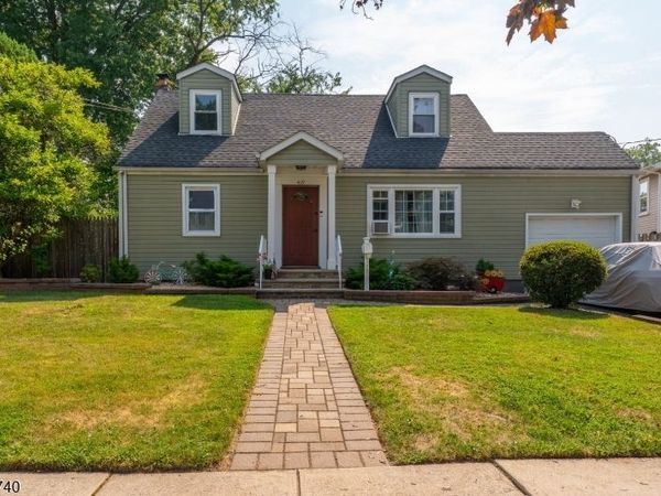 419 Edgewood Rd, Linden, NJ 07036