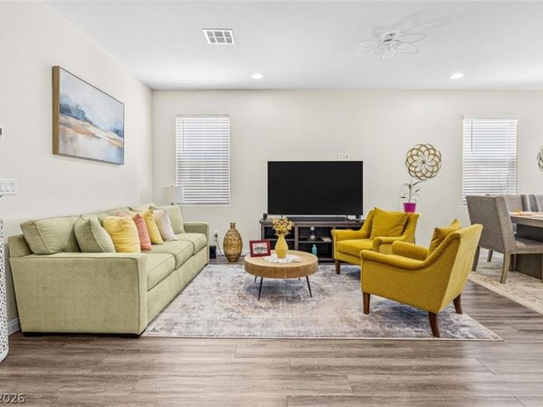 1940 Classic Novel Street , Las Vegas, NV 89115