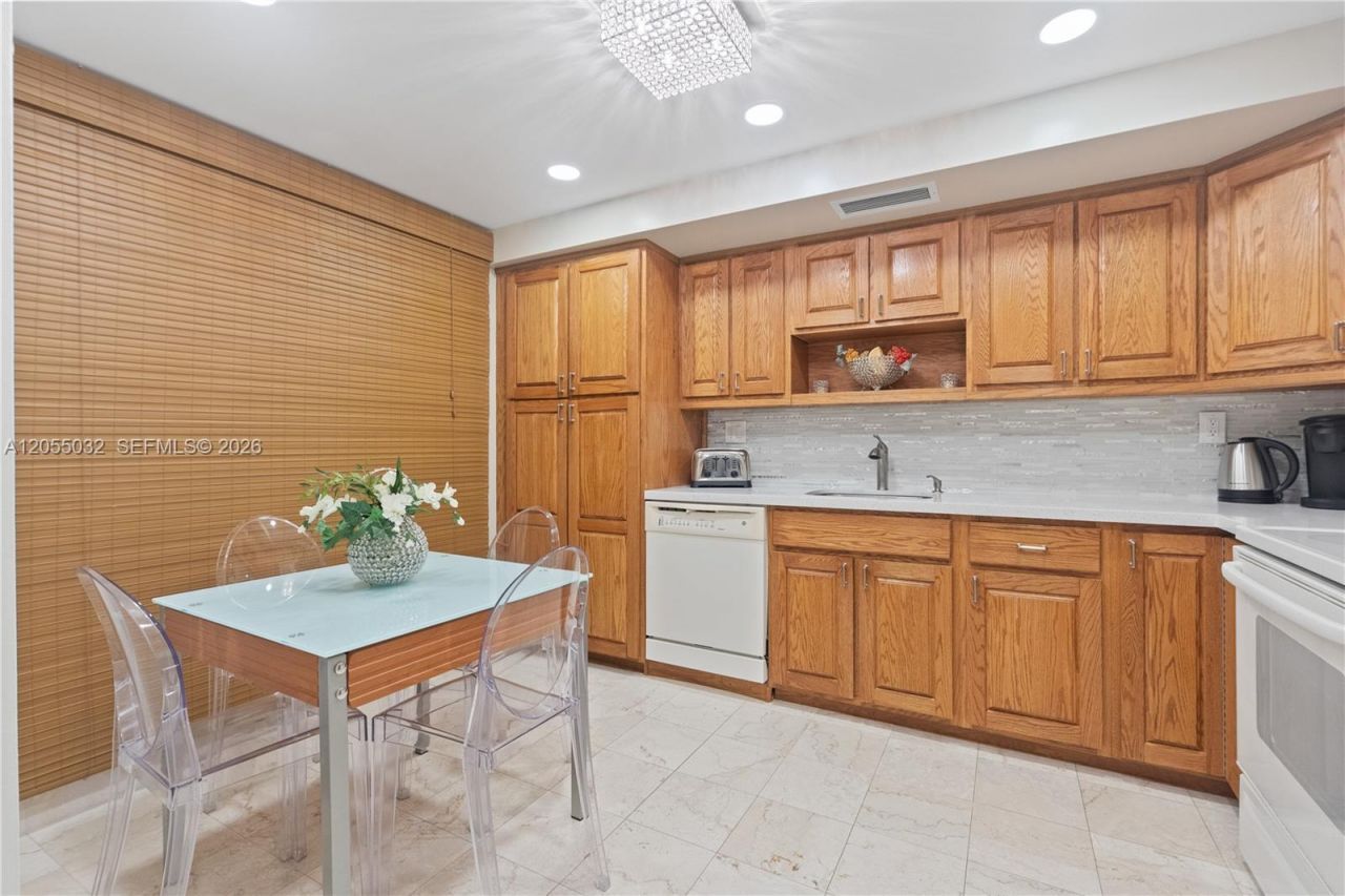 1600 S Ocean Dr , Unit 18B, Hollywood, FL 33019 Photo