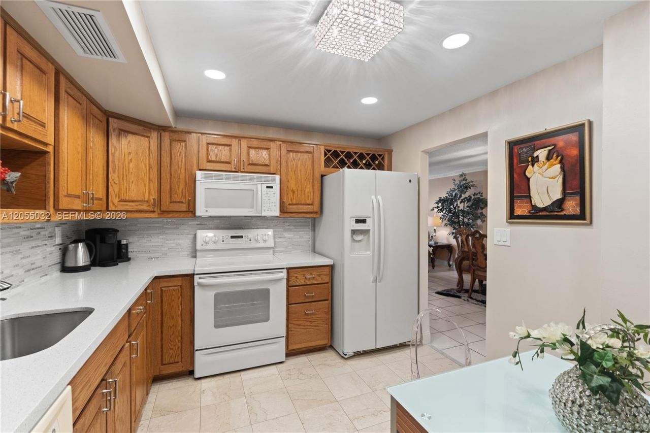 1600 S Ocean Dr , Unit 18B, Hollywood, FL 33019 Photo
