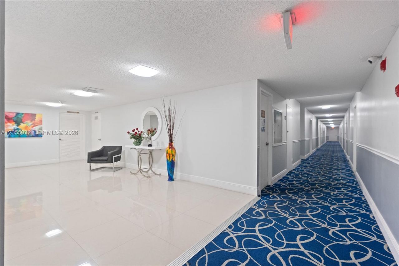 1600 S Ocean Dr , Unit 18B, Hollywood, FL 33019 Photo