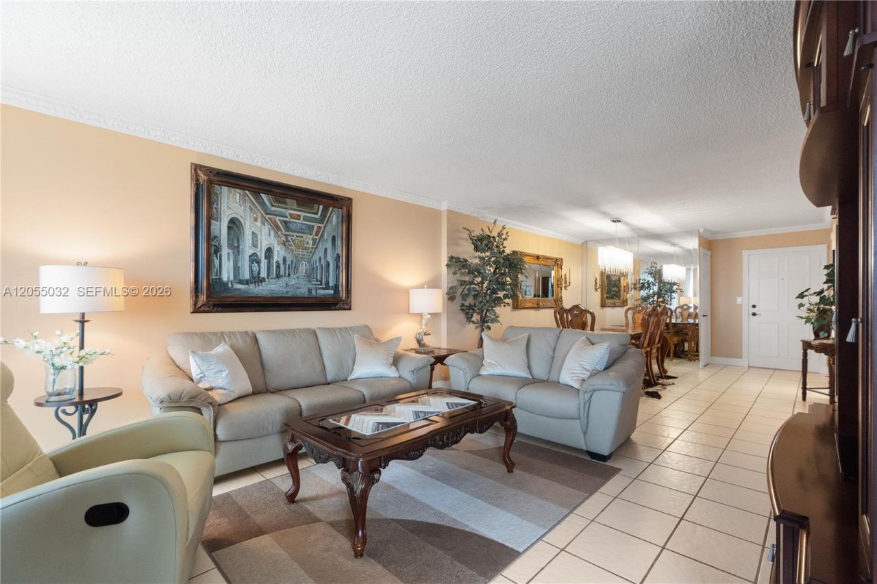 1600 S Ocean Dr , Unit 18B, Hollywood, FL 33019 Photo