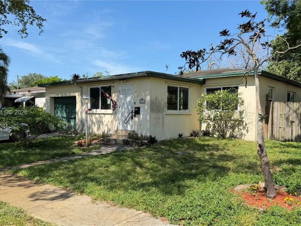 3801 NW 62nd Ct , Virginia Gardens, FL 33166