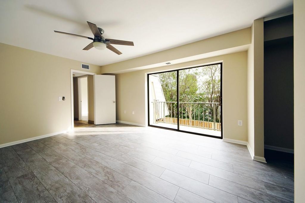 1700 Embassy Drive, Unit Apt 402, West Palm Beach, FL 33401 Photo