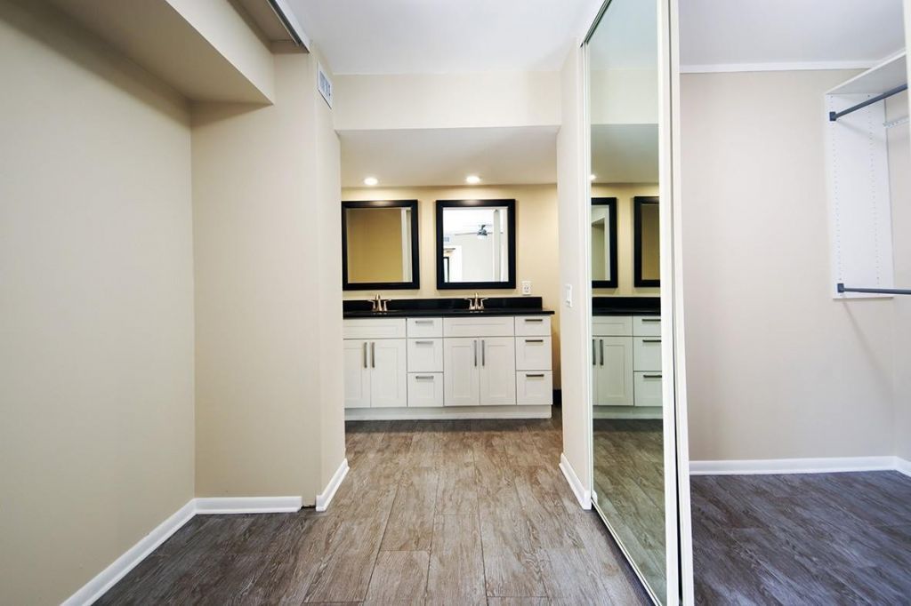 1700 Embassy Drive, Unit Apt 402, West Palm Beach, FL 33401 Photo