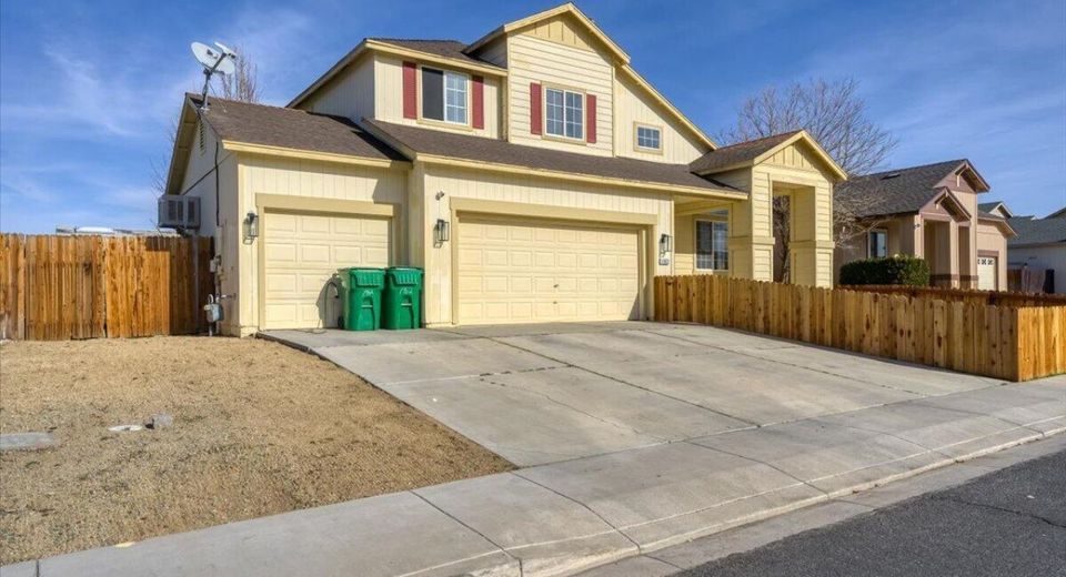 1962 W Rawles Drive, Fernley, NV 89408 Photo