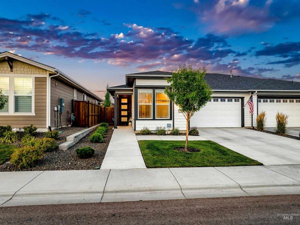 12136 S Glory Ln, Kuna, ID 83634