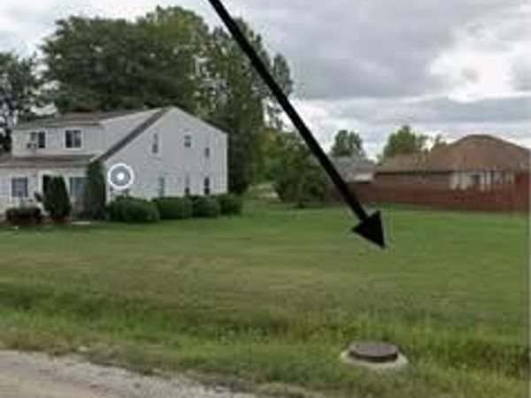 5408 Nathan E , Sterling Heights, MI 48310