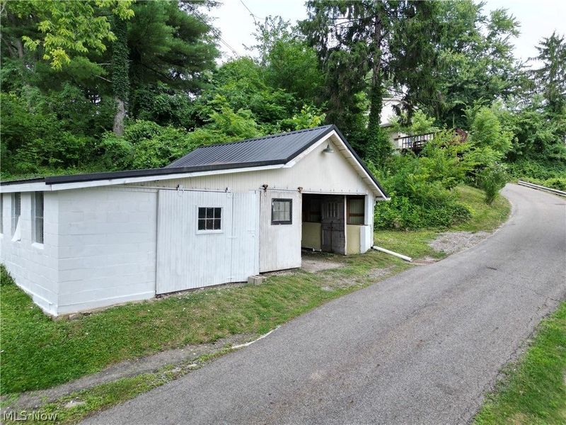 713 Grace Avenue, Coshocton, OH 43812 Photo 8