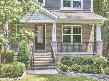 3828 Hickory Manor Drive, Apex, NC 27539