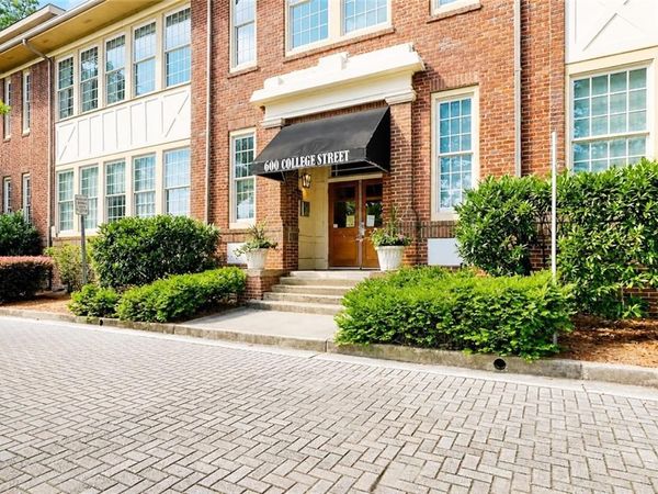 600 College Street, Unit 203, Hapeville, GA 30354
