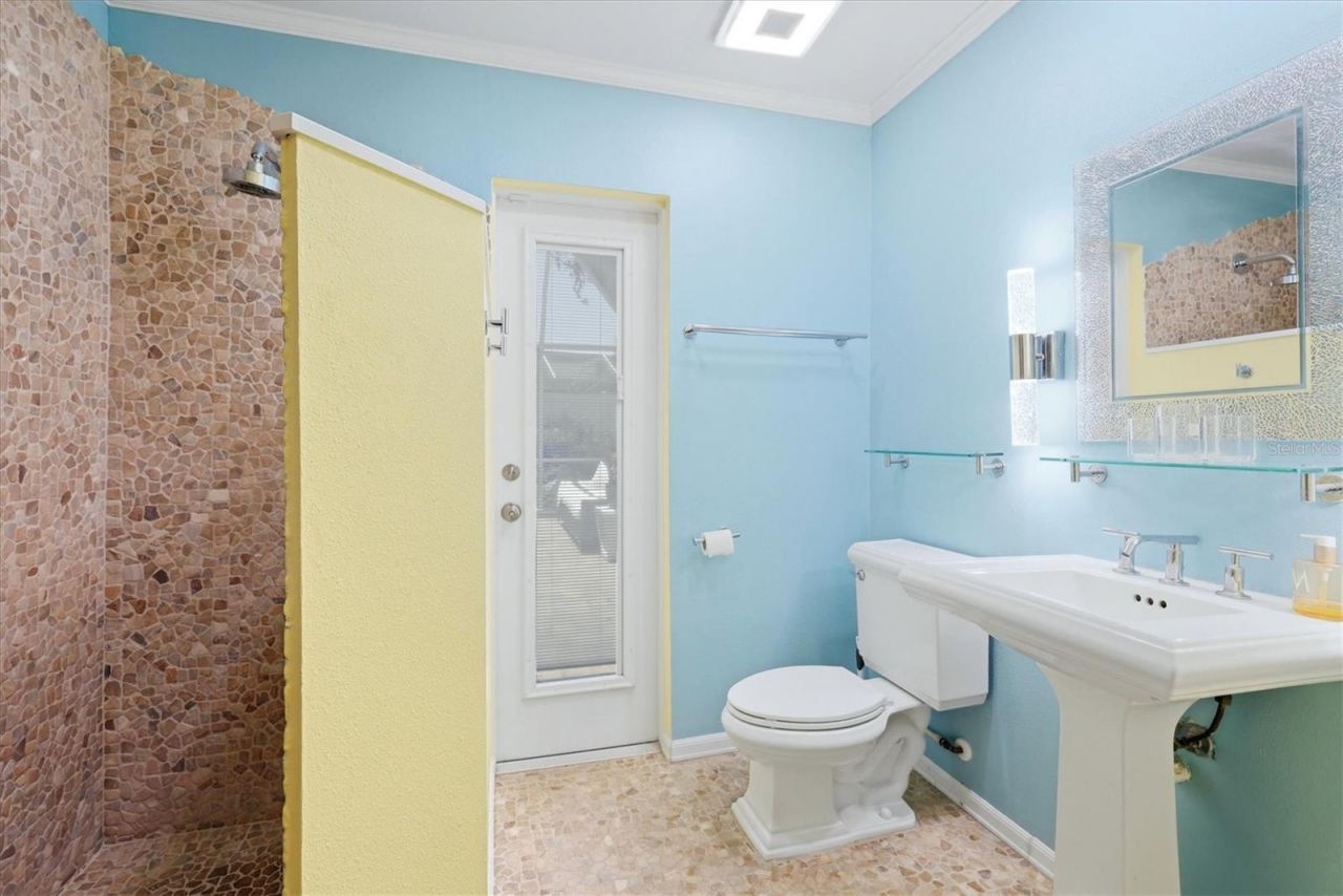 1833 Oak View Drive , Sarasota, FL 34232 Photo