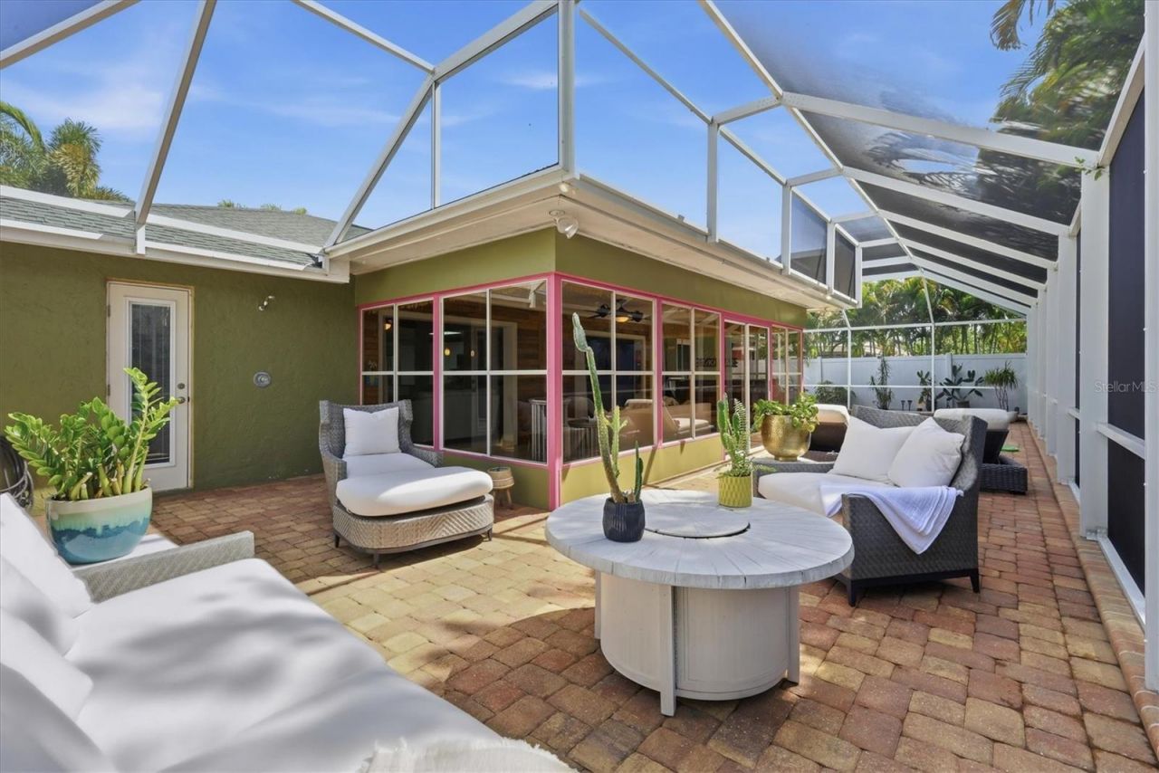 1833 Oak View Drive , Sarasota, FL 34232 Photo