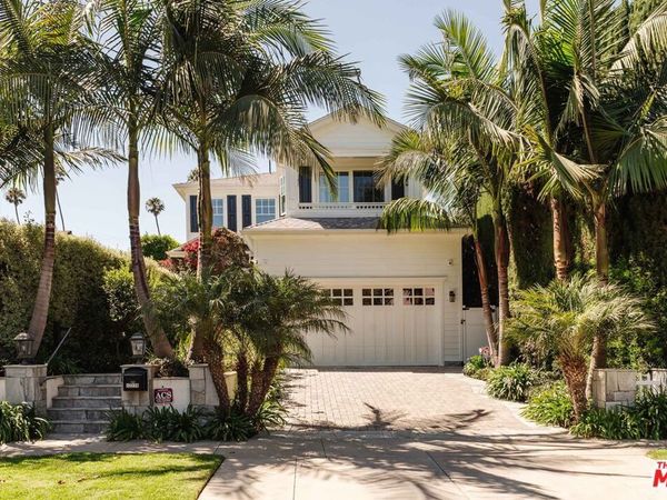 12239 Darlington Avenue , Los Angeles, CA 90049