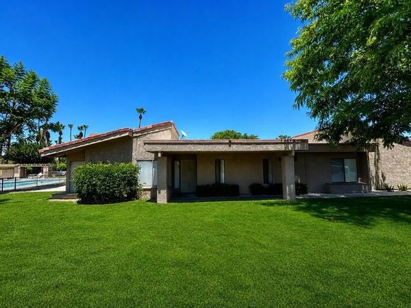 48973 Canyon Crest Lane , Palm Desert, CA 92260