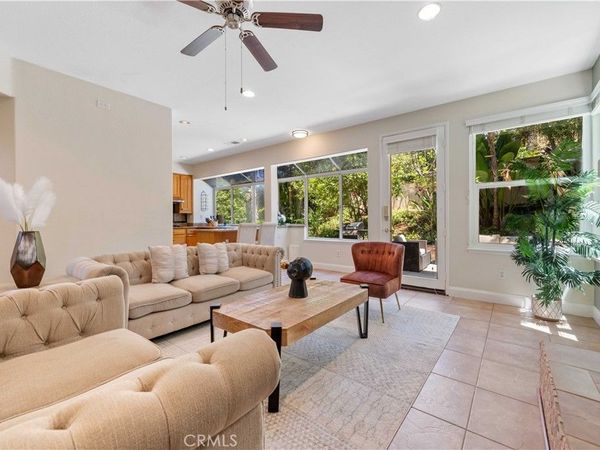 6 Saddleridge , Aliso Viejo, CA 92656