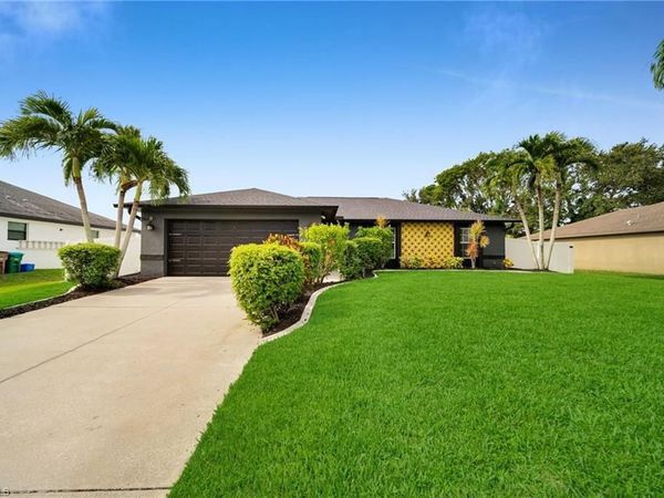 636 SW 10th ST , CAPE CORAL, FL 33991