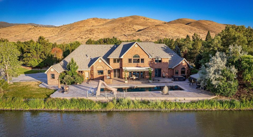 55 Hidden Lake Drive, Reno, NV 89521 Photo