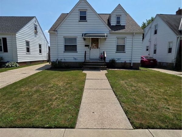 13445 Wainstead Avenue, Cleveland, OH 44111