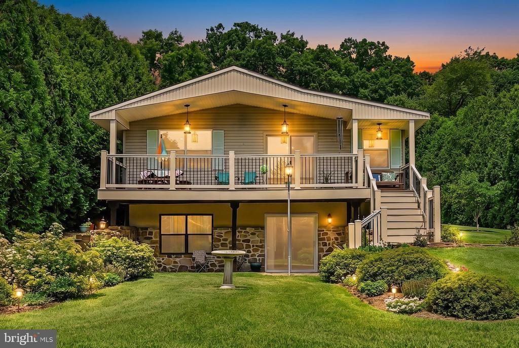 1138 Fawn Cove , Auburn, PA 17922 Main Photo