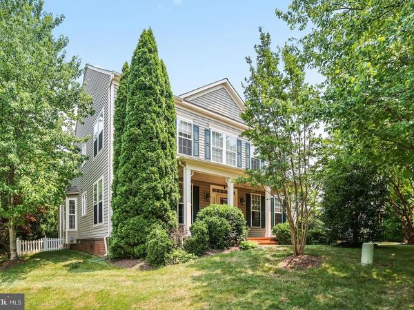 21565 CENTER POINT CIRCLE, ASHBURN, VA 20147
