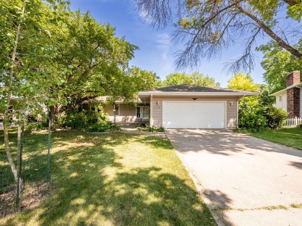 2474 W Country Club Drive S, Fargo, ND 58103