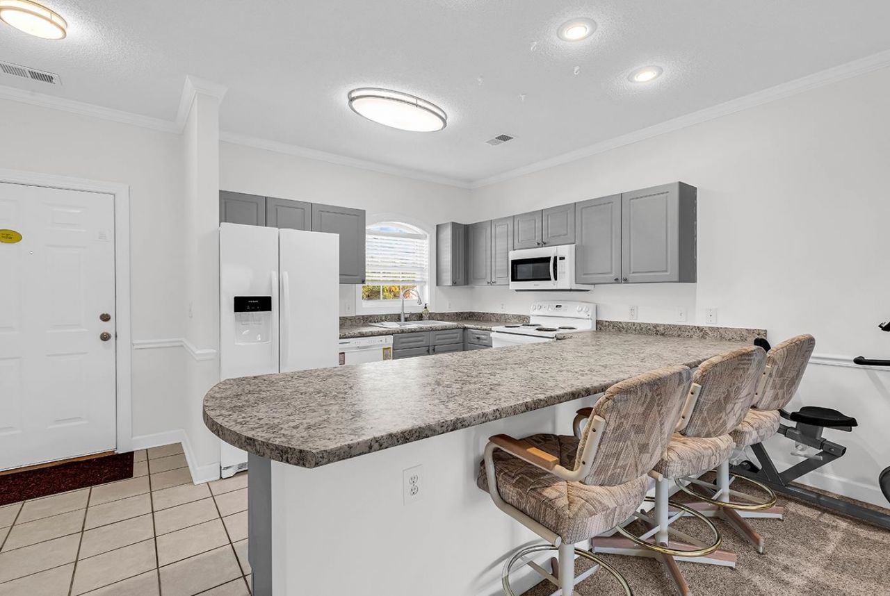 3965 Forcythia Ct. Photo 20