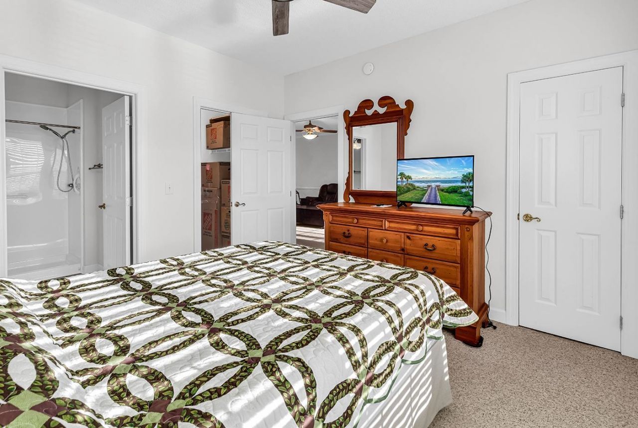 3965 Forcythia Ct. Photo 22