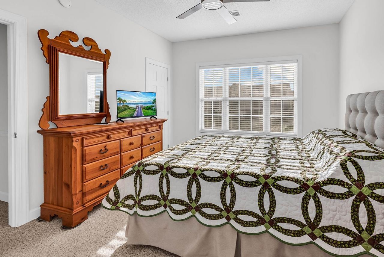 3965 Forcythia Ct. Photo 23