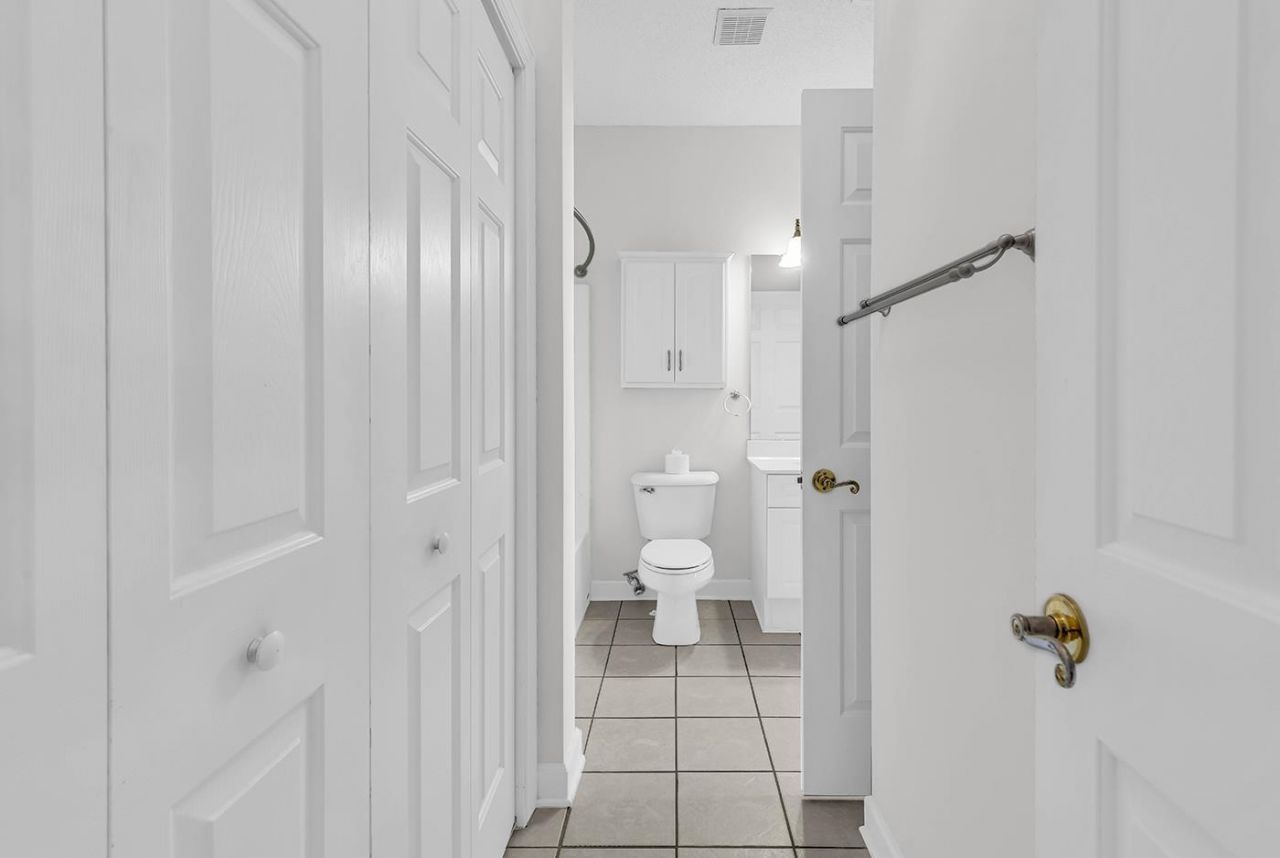 3965 Forcythia Ct. Photo 28