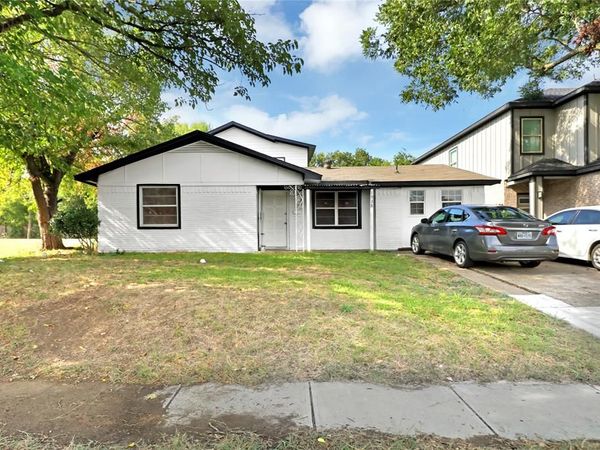 1938 El Paso Street, Grand Prairie, TX 75051