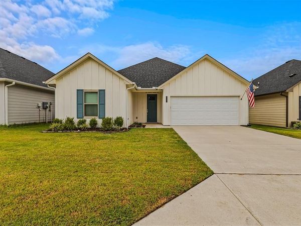 350 Preston Road, Mabank, TX 75147