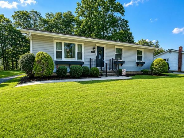 1111 Cherokee TRL , Covington, VA 24426