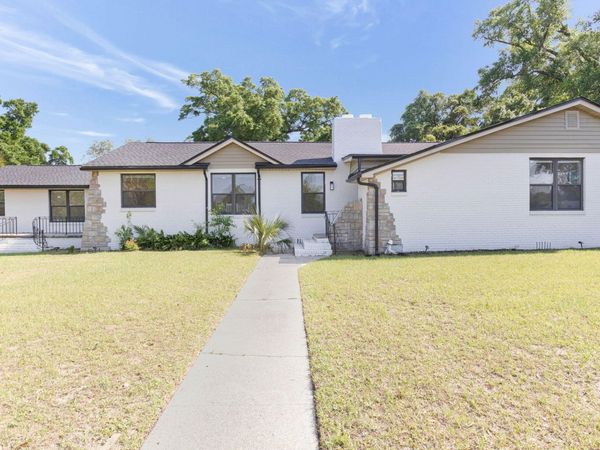 1301 W Lee Street, Pensacola, FL 32501