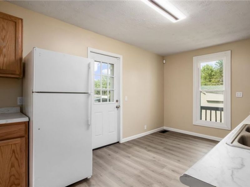 6920 Old Town Road, East Fultonham, OH 43760 Photo 6