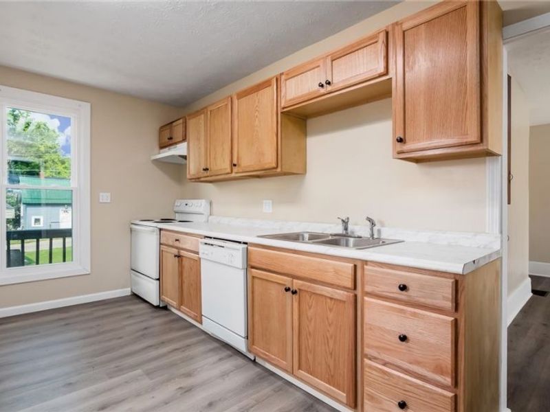 6920 Old Town Road, East Fultonham, OH 43760 Photo 7