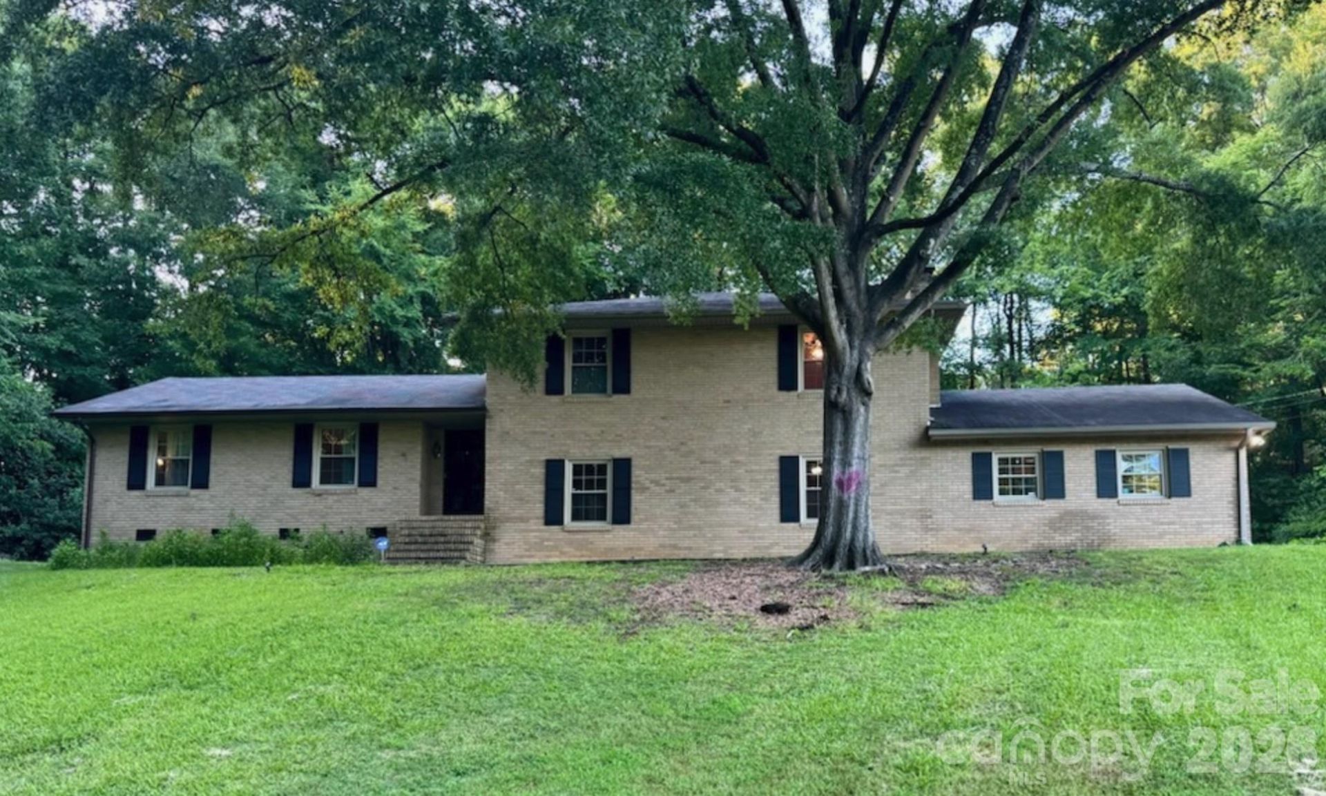 173 Hillcrest Avenue Se, Concord, NC 28025 Main Photo