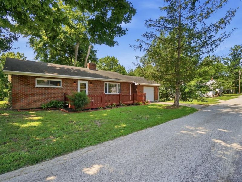 417 Davis Lane, Bethel, OH 45106 Photo 1